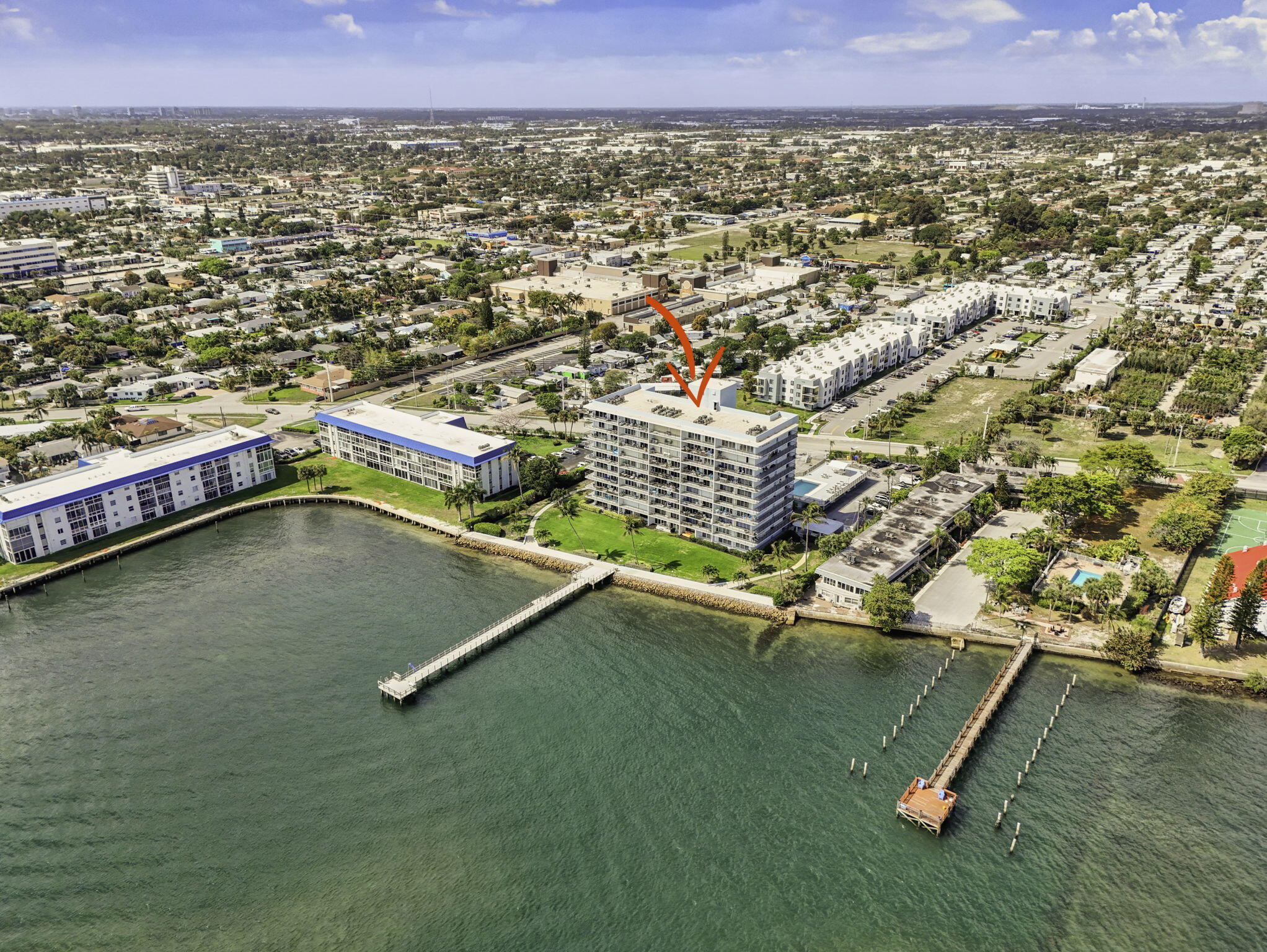 LAKE HARBOR COVE CONDO - Residential