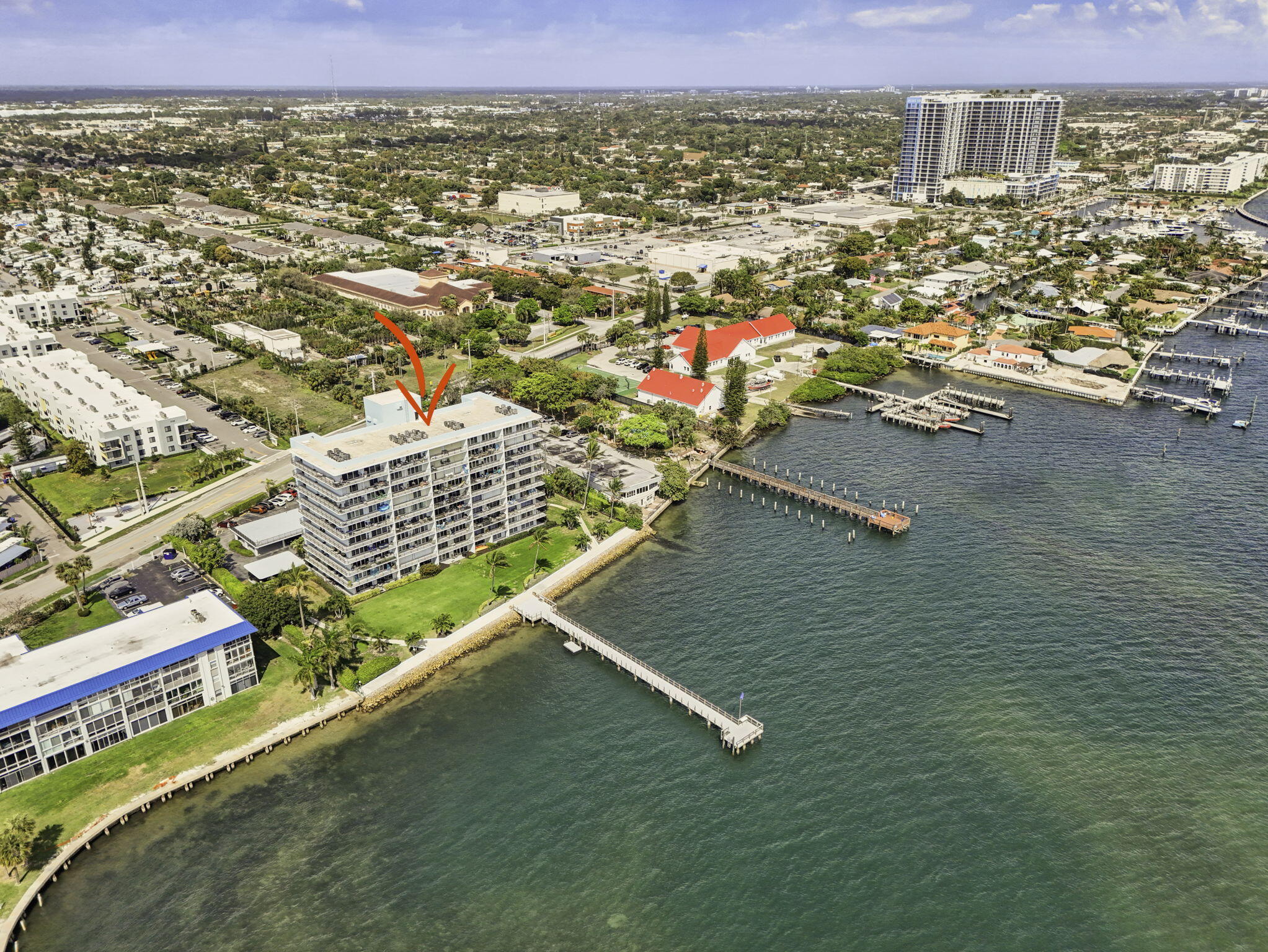 LAKE HARBOR COVE CONDO - Residential