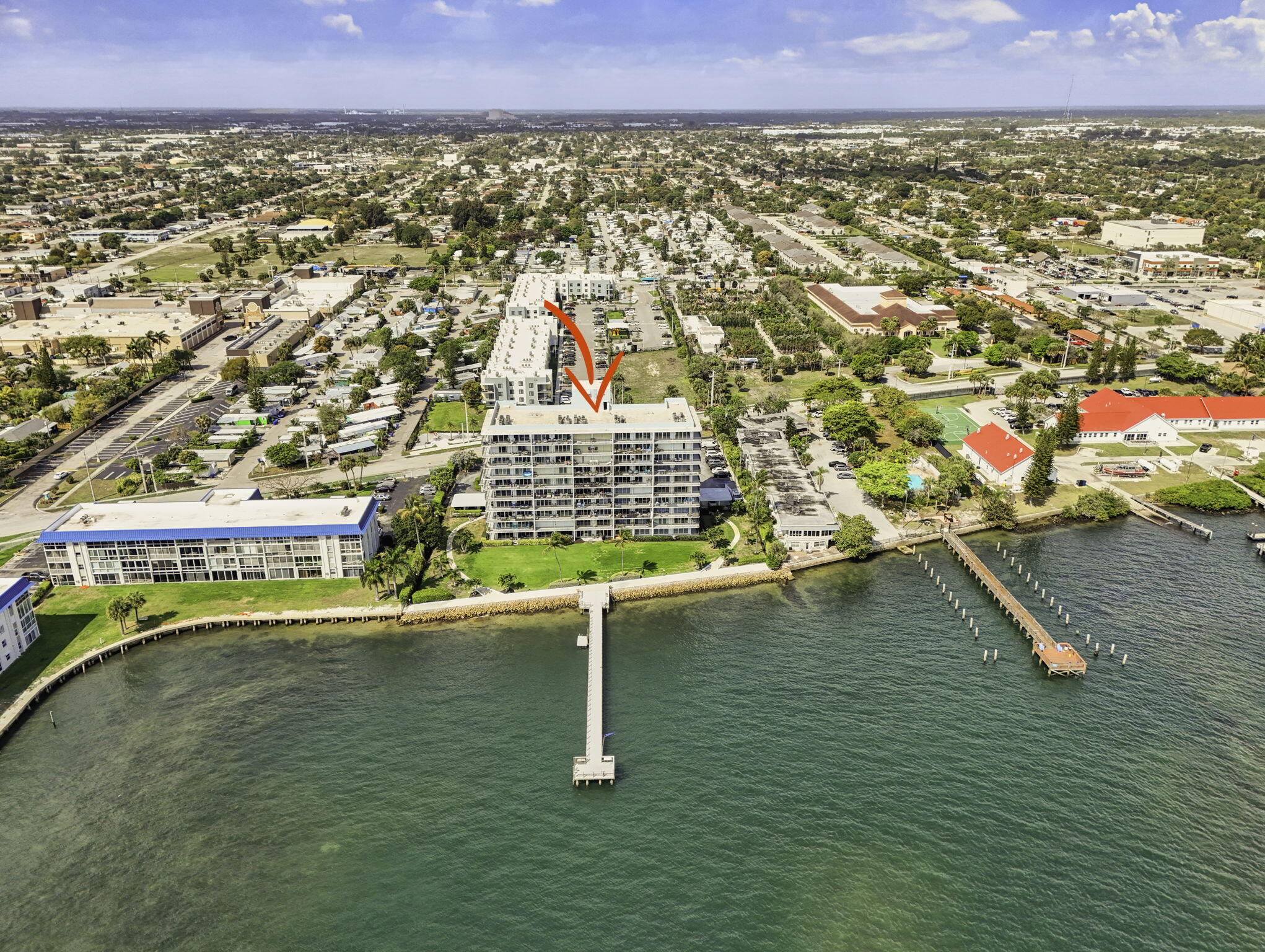 LAKE HARBOR COVE CONDO - Residential