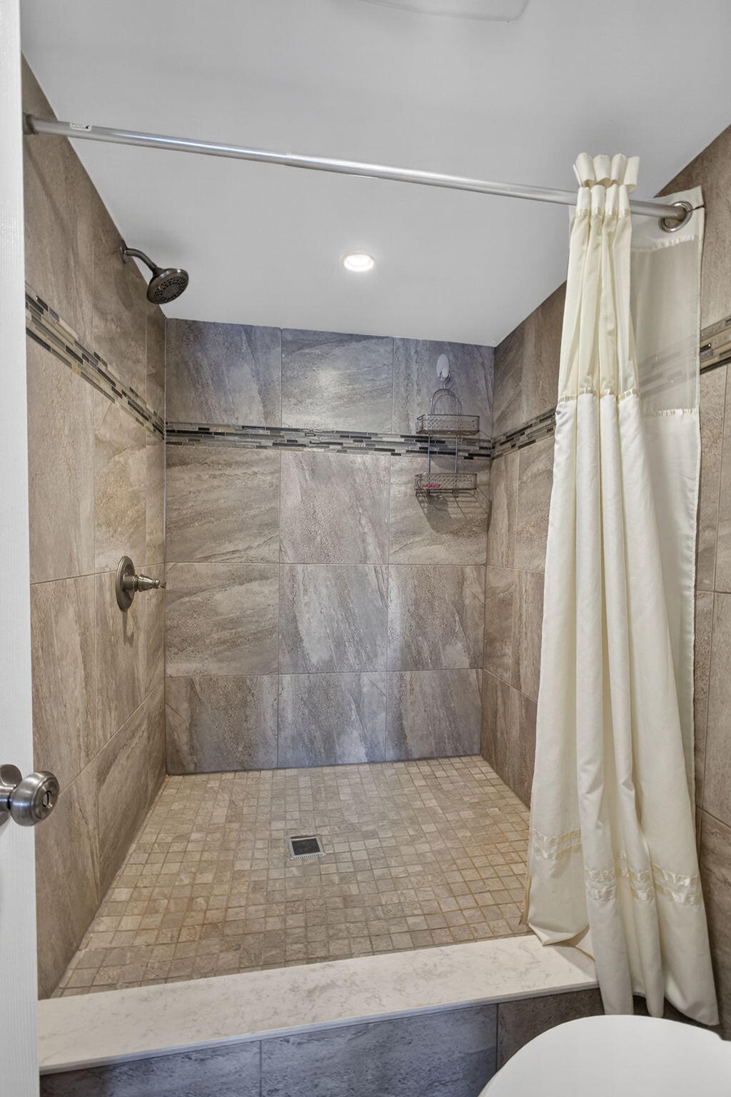 LAKE HARBOR COVE CONDO - Residential