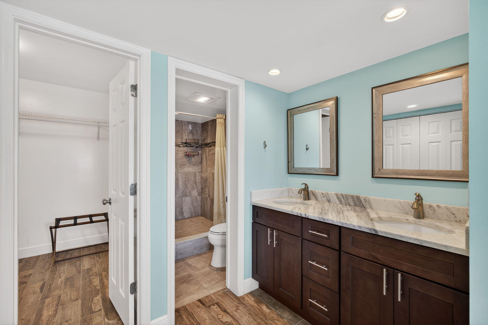 LAKE HARBOR COVE CONDO - Residential