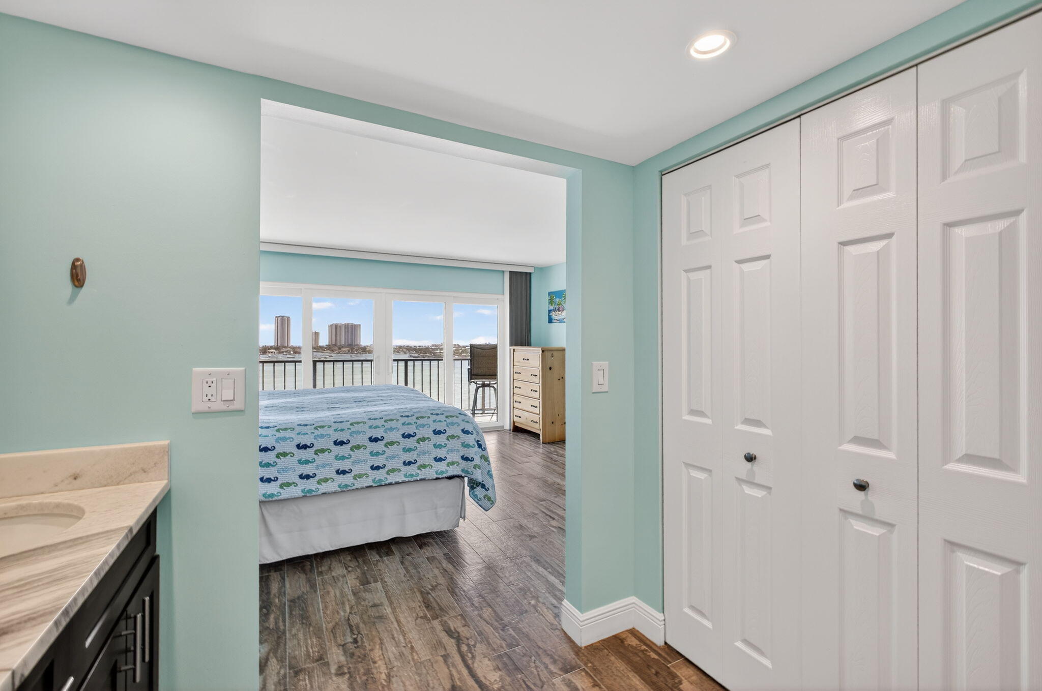 LAKE HARBOR COVE CONDO - Residential