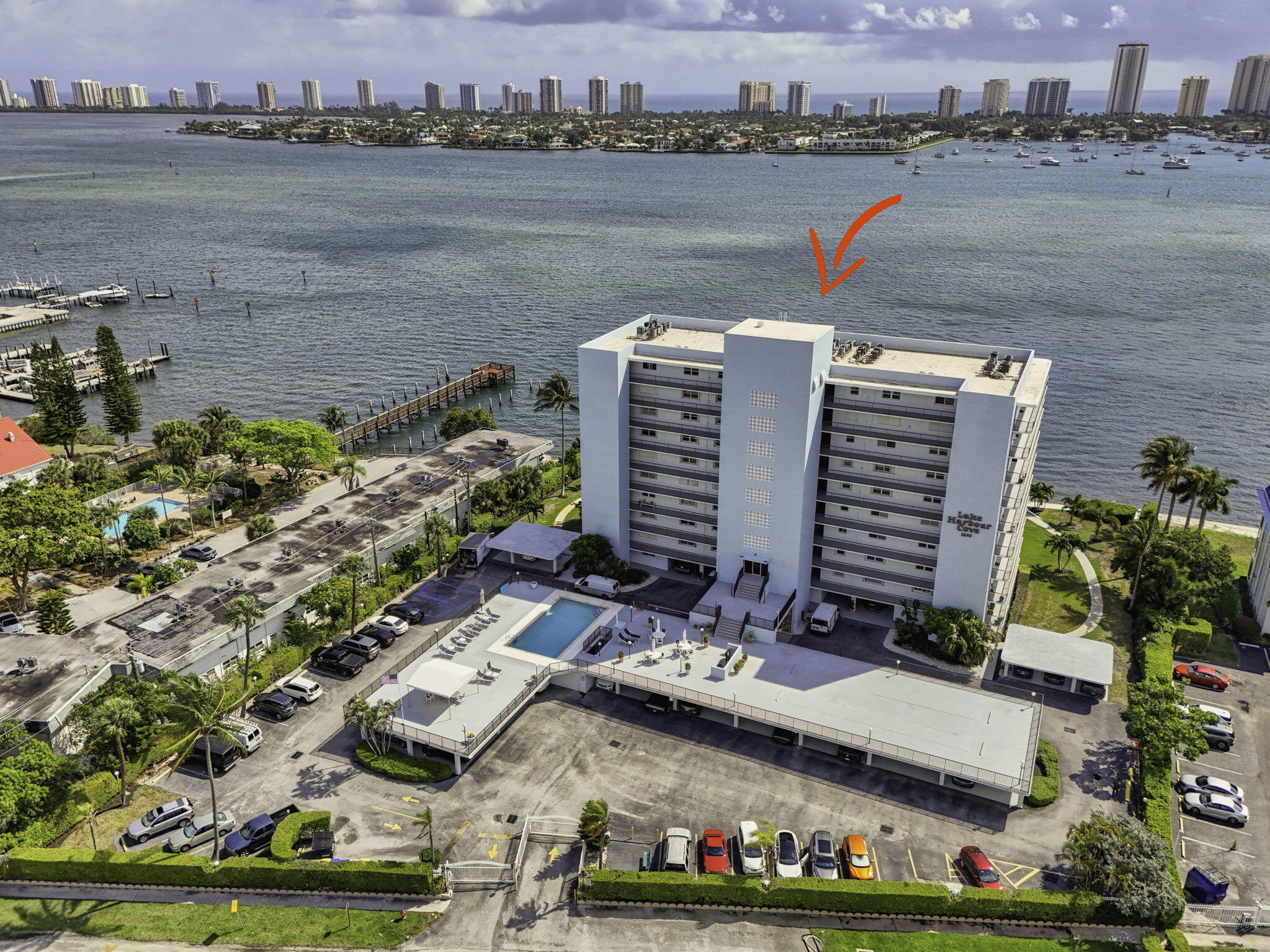 LAKE HARBOR COVE CONDO - Residential