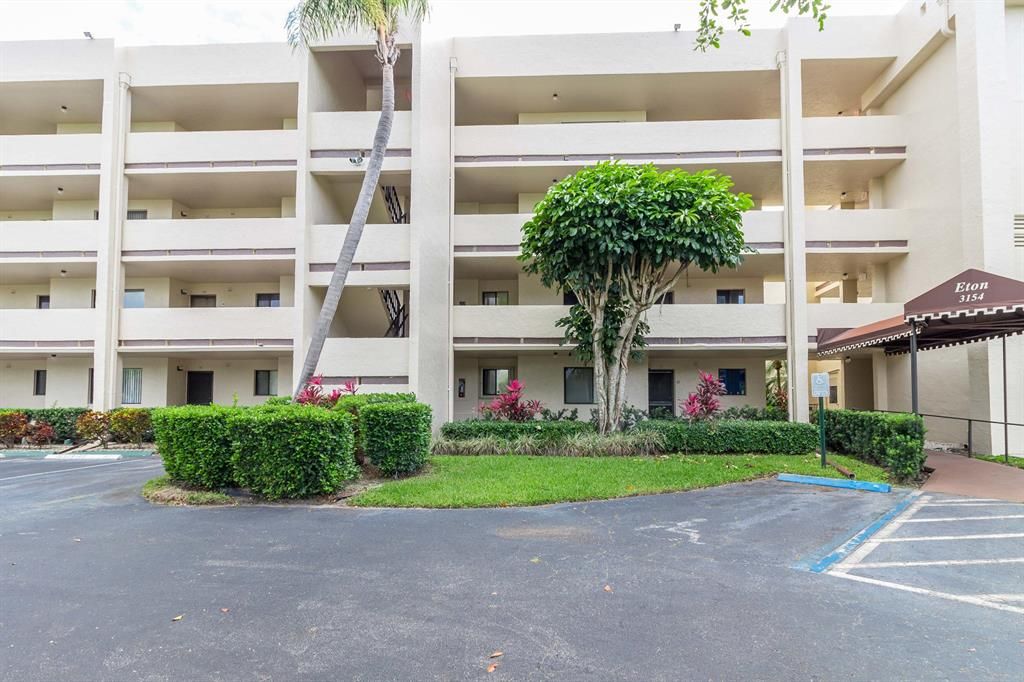 Photo of 3154 Via Poinciana #314, Lake Worth Beach, FL 33467 (MLS # R10705695)