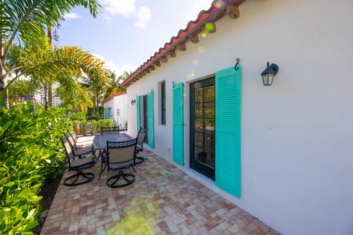 DELRAY TOWN OF - Residential Lease