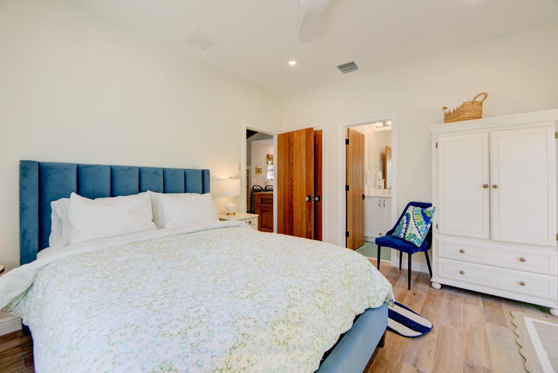 DELRAY TOWN OF - Residential Lease