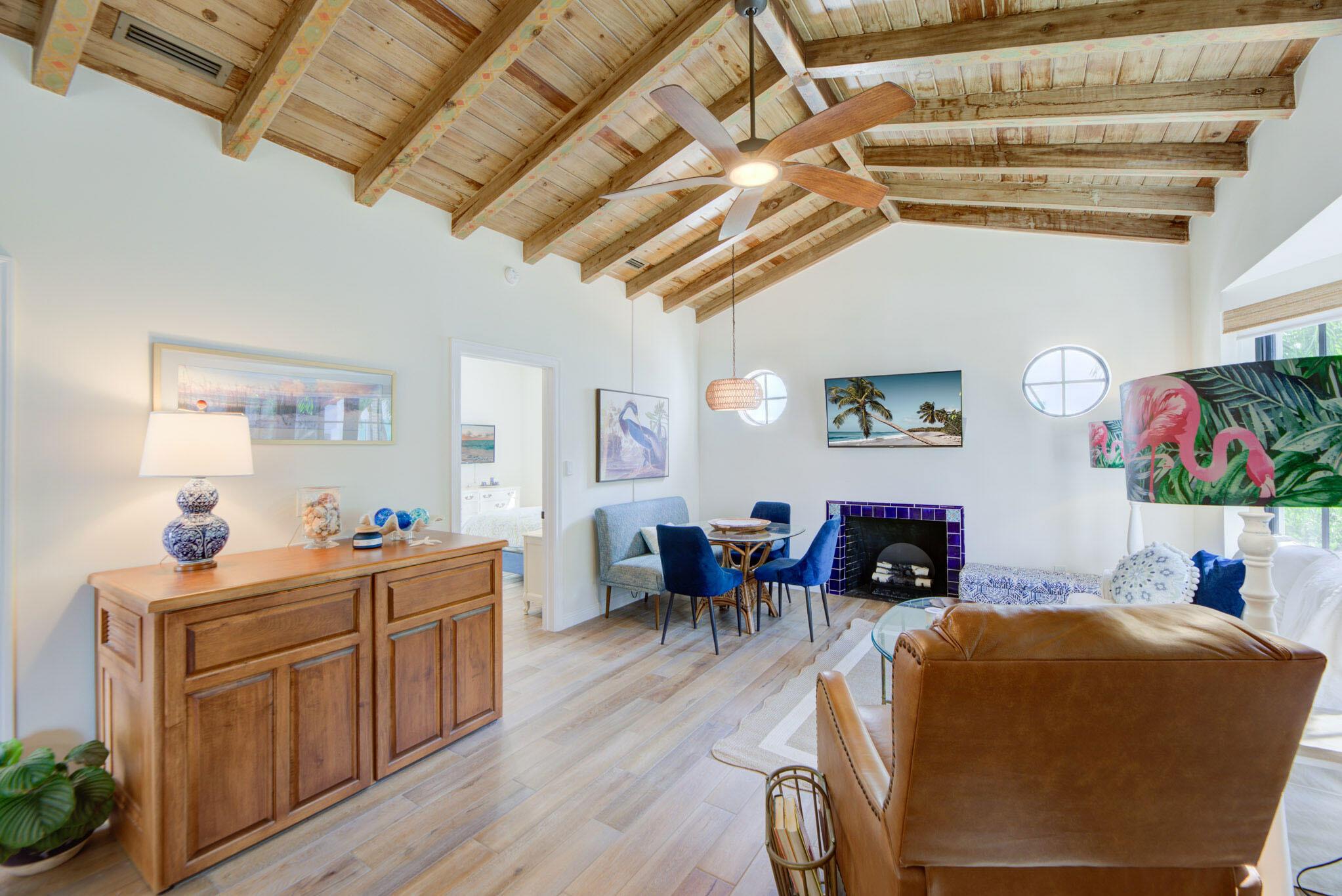 DELRAY TOWN OF - Residential Lease