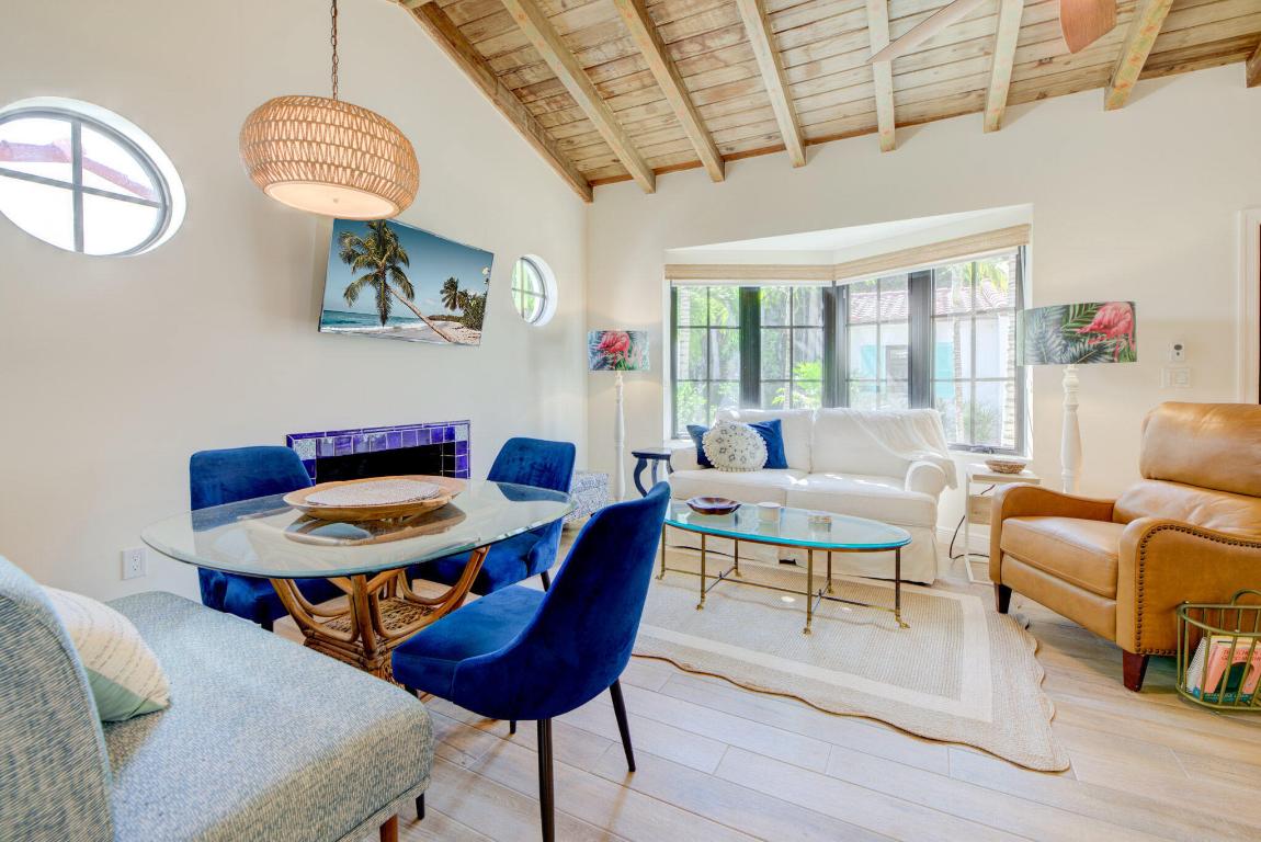 DELRAY TOWN OF - Residential Lease