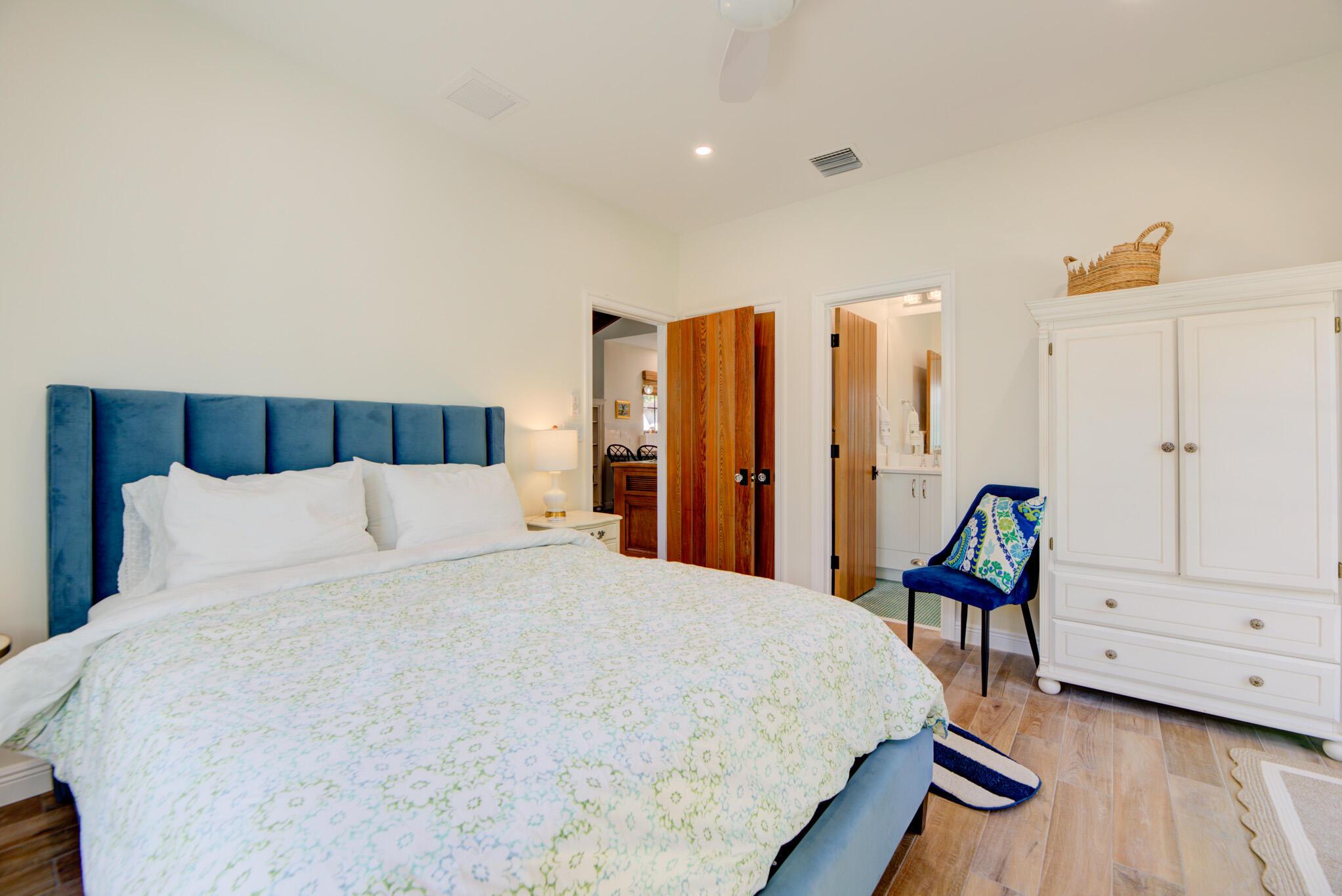 DELRAY TOWN OF - Residential Lease