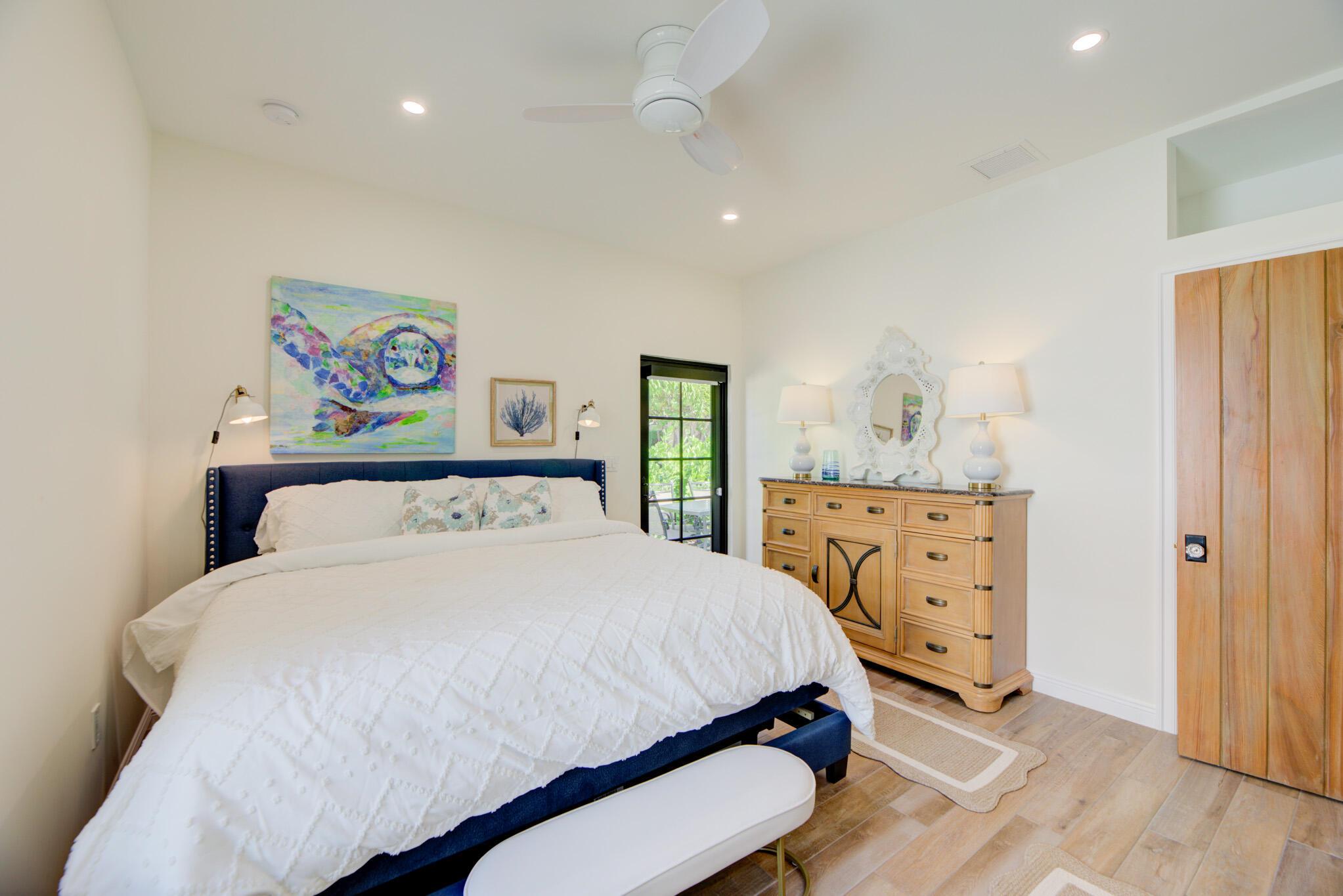 DELRAY TOWN OF - Residential Lease