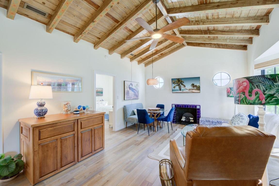 DELRAY TOWN OF - Residential Lease