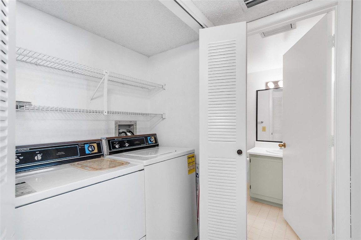 Tamarac Gardens - Residential