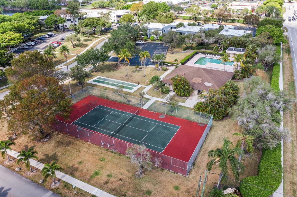 Tamarac Gardens - Residential