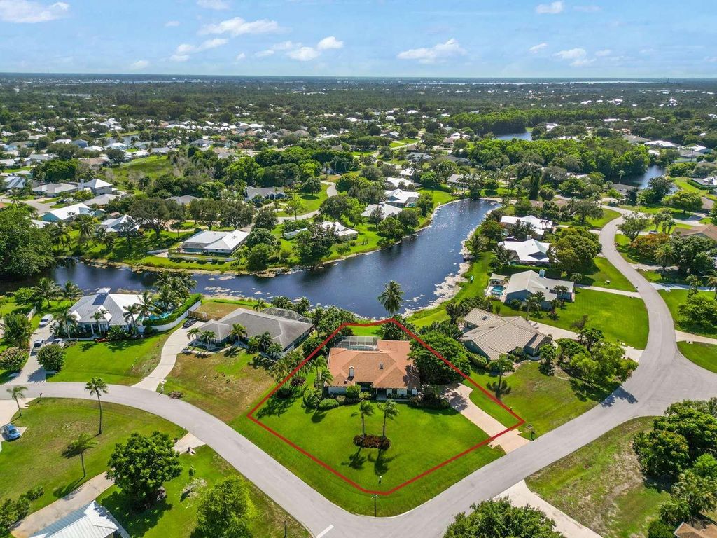 Photo of 3043 NE Ivy Lane, Jensen Beach, FL 34957 (MLS # F10457876)