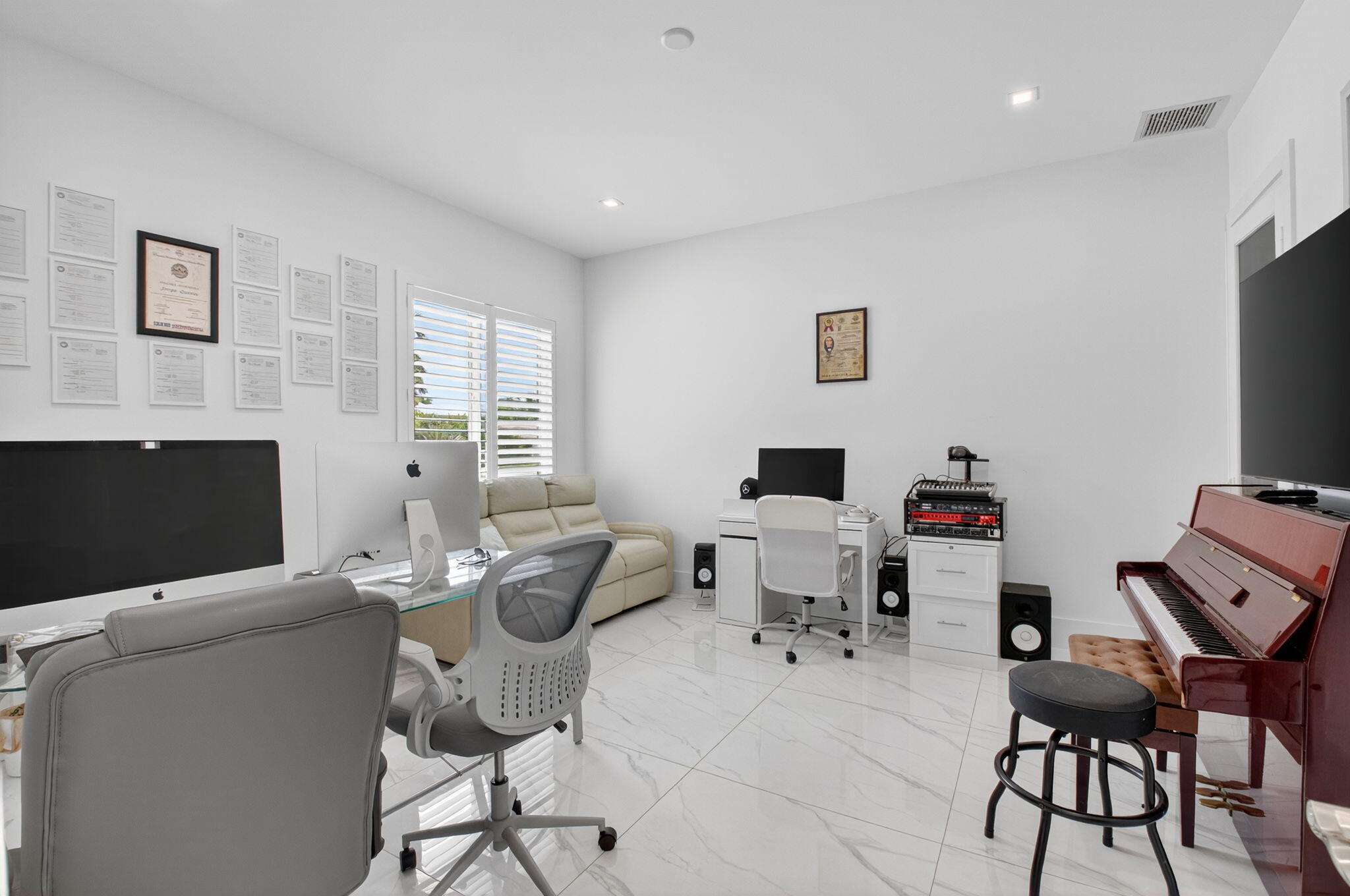 BOCA RATON RIVIERA UNIT D - Residential Lease