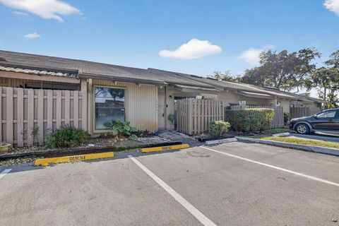 8042 SW 21st Place 8042 Davie FL 33324