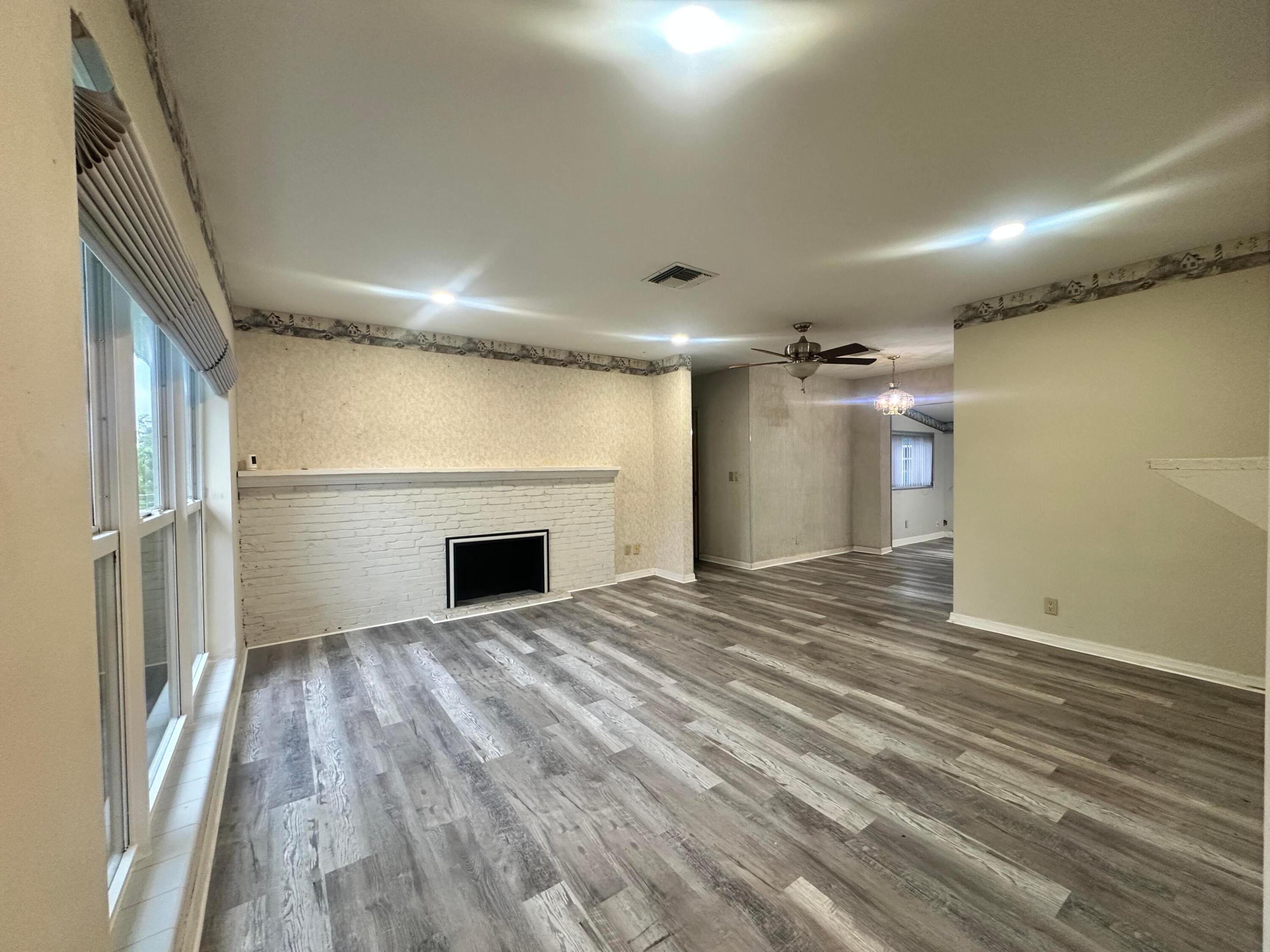 LANTANA HEIGHTS 5 - Residential