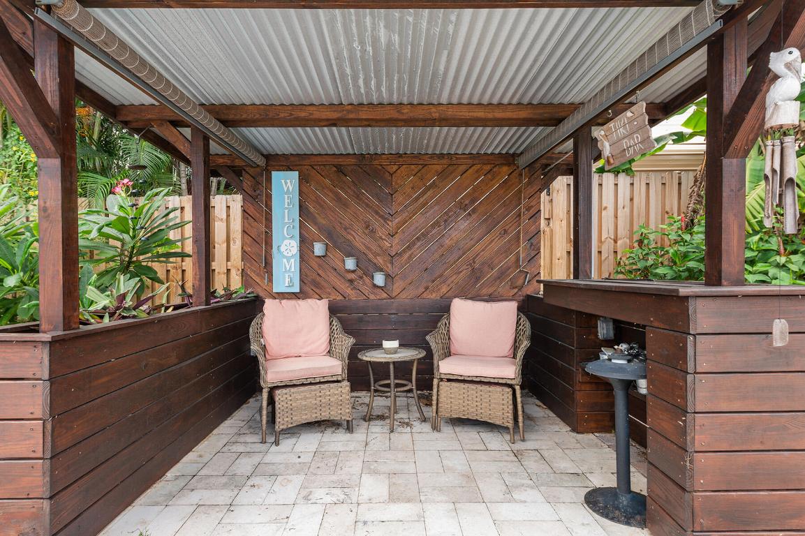 1014 W Broward Street