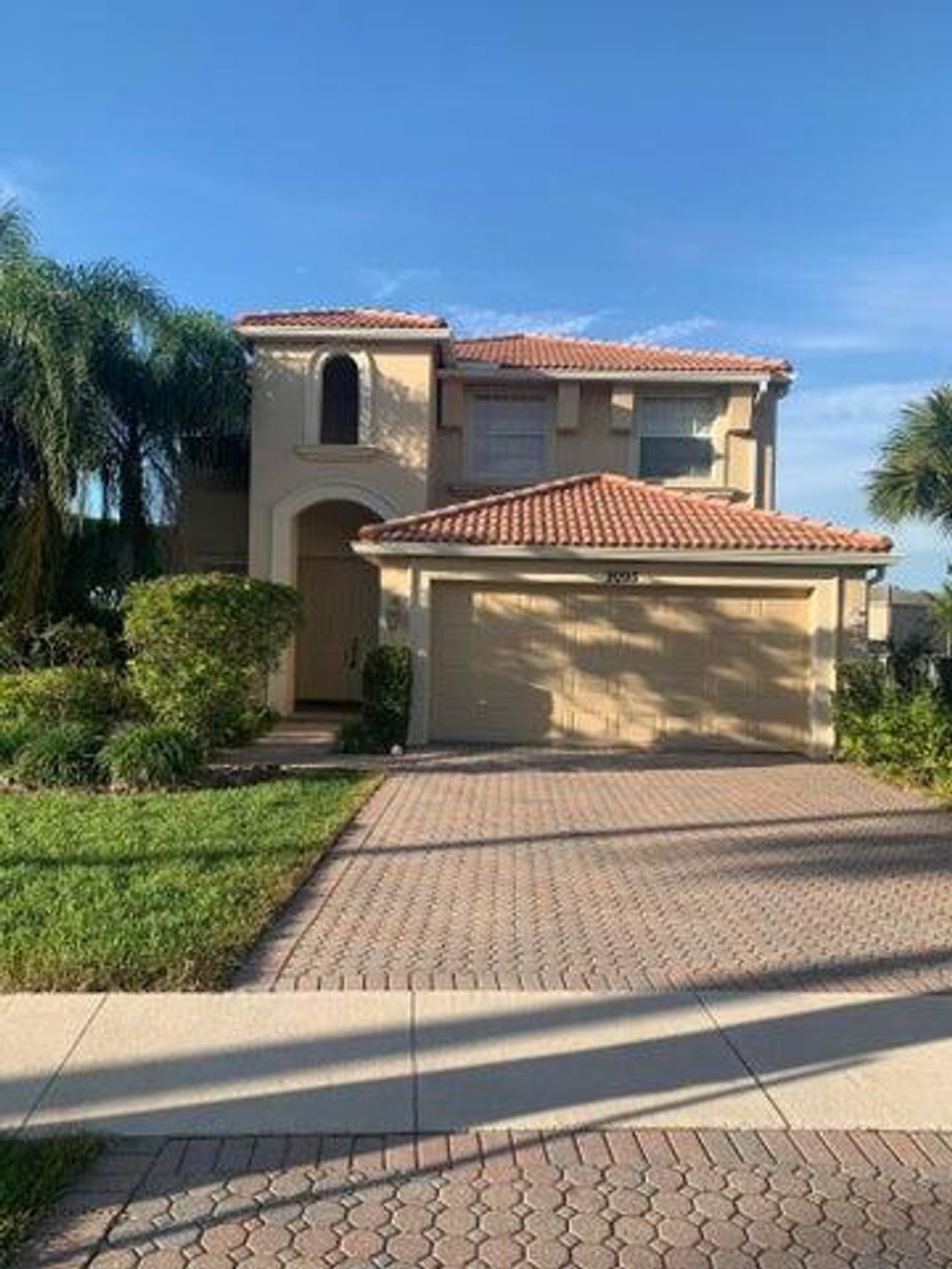 Photo of 9095 Dupont Pl, Wellington, FL 33414 (MLS # R10998831)