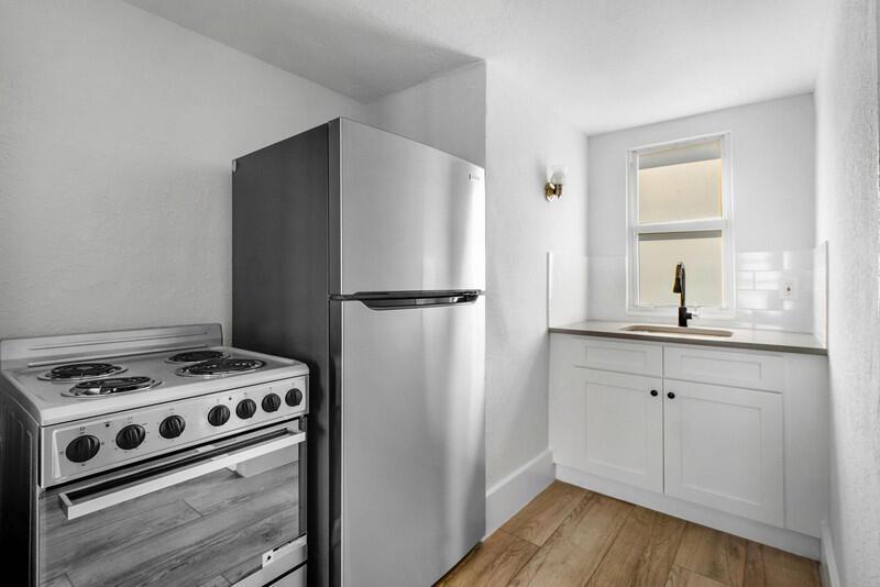 NORTHWOOD ADD IN PB 8 PGS 47 & 62, PB 9 PGS 30 & 4 - Residential