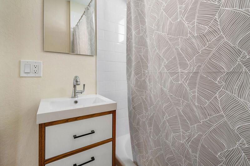 NORTHWOOD ADD IN PB 8 PGS 47 & 62, PB 9 PGS 30 & 4 - Residential