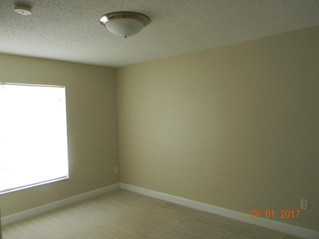 PORT ST LUCIE SECTION 9 - Residential Lease