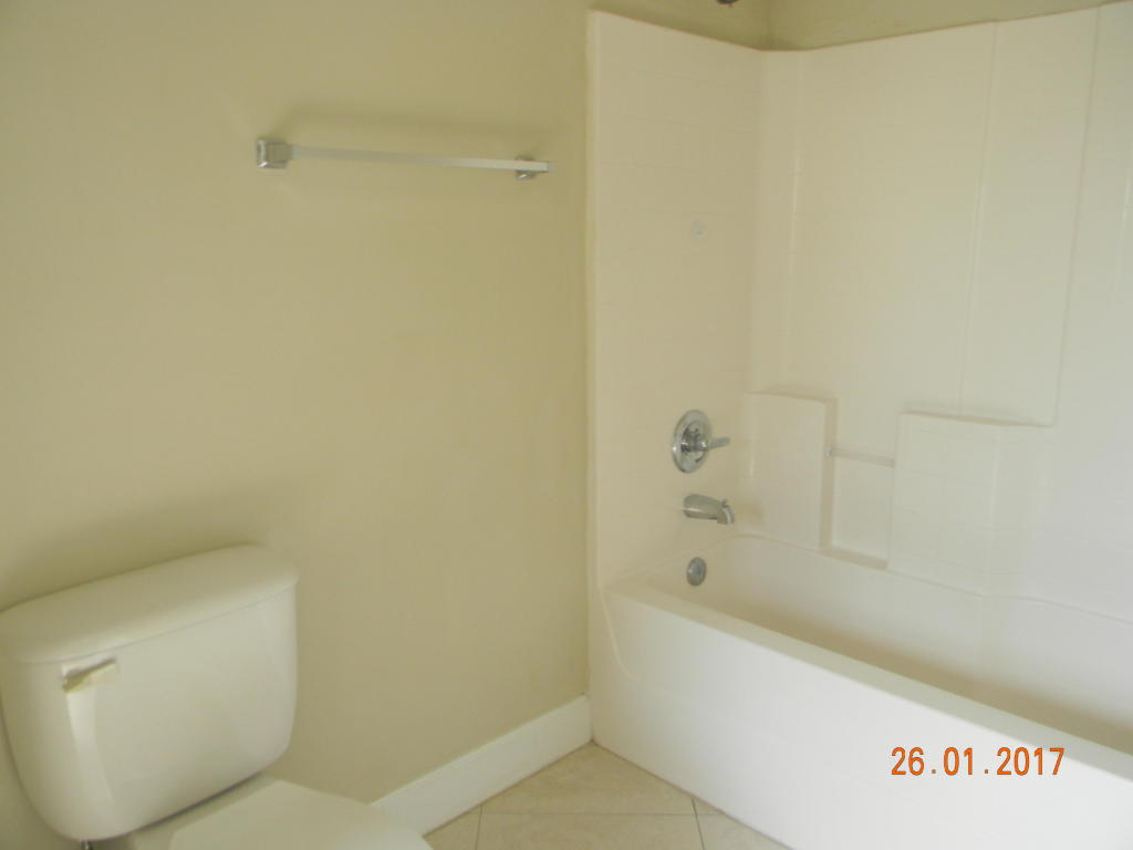 PORT ST LUCIE SECTION 9 - Residential Lease