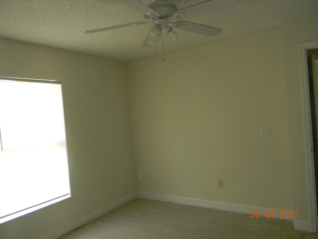 PORT ST LUCIE SECTION 9 - Residential Lease