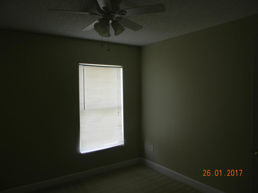 PORT ST LUCIE SECTION 9 - Residential Lease