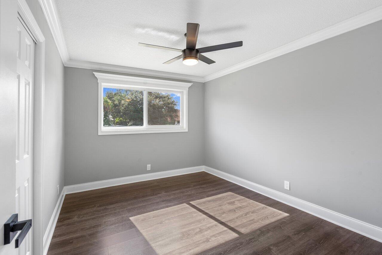 TROPIC PALMS 1 - Residential