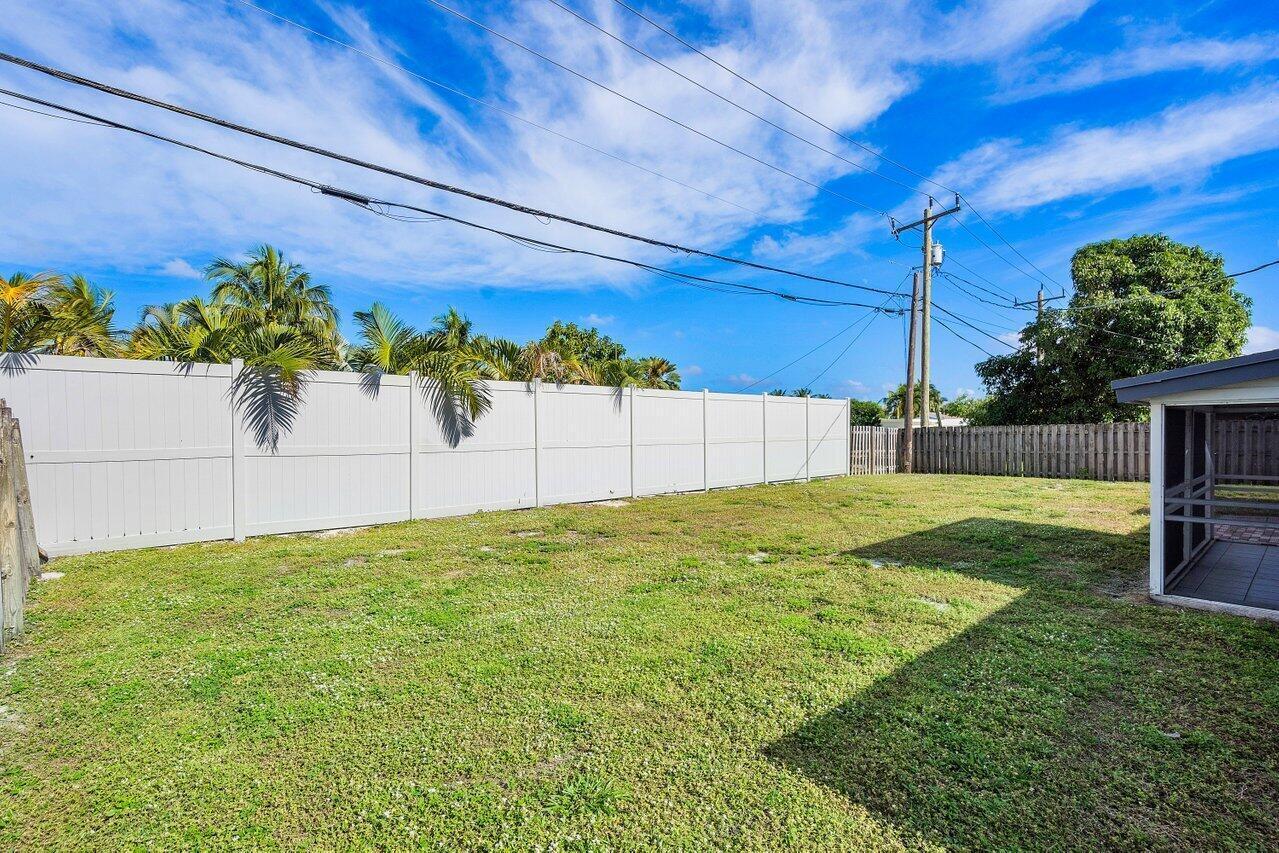 TROPIC PALMS 1 - Residential