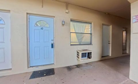 2621 Grant Street 10a Hollywood FL 33020