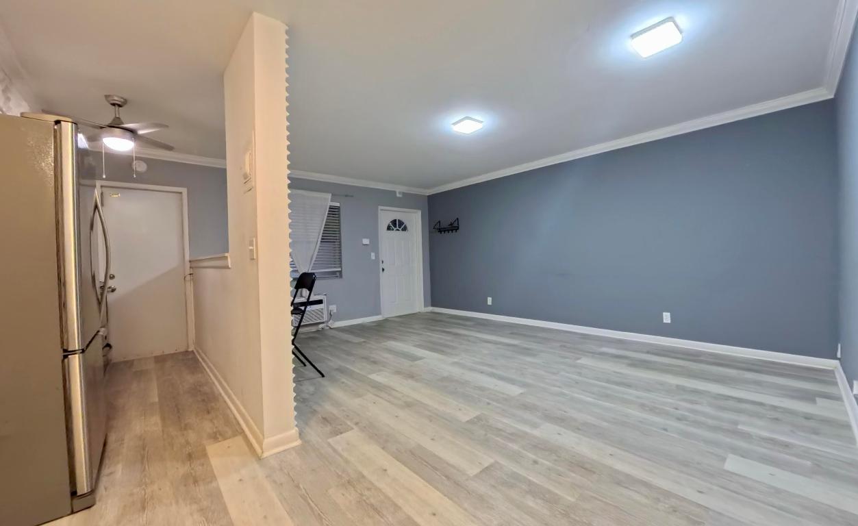 CRYSTAL COURT NO 4 CONDOMINIUM - Residential