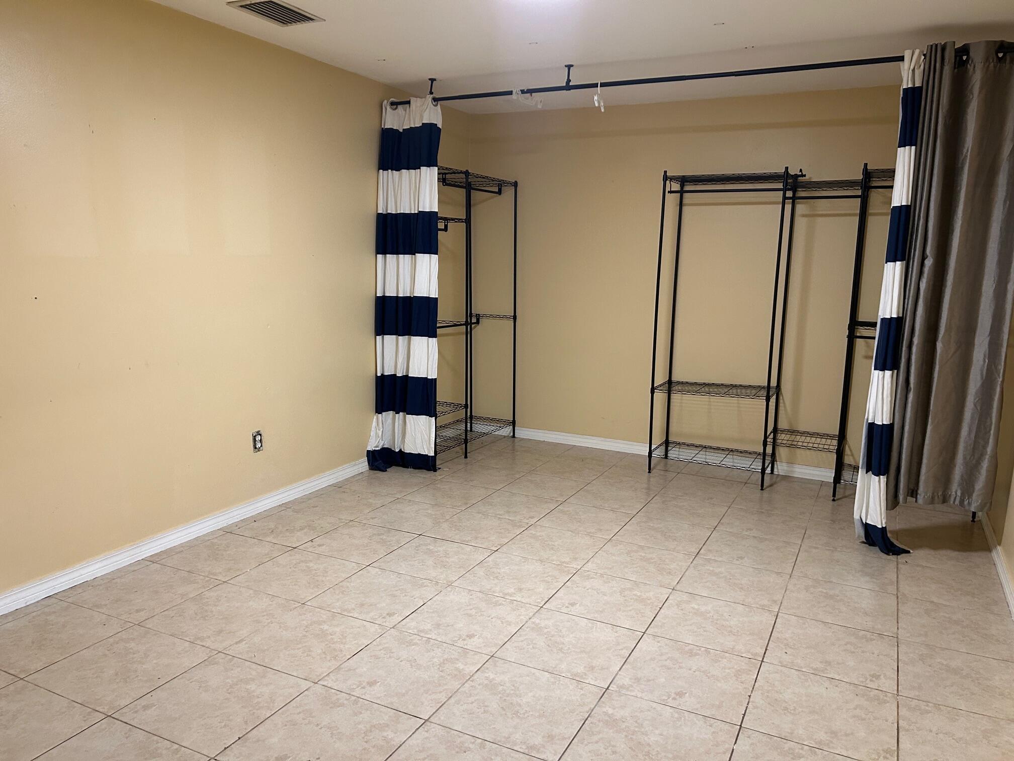 LAKEWOOD PARK UNIT 4 - Residential