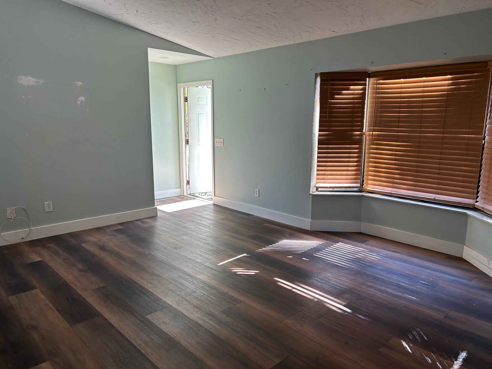 LAKEWOOD PARK UNIT 4 - Residential