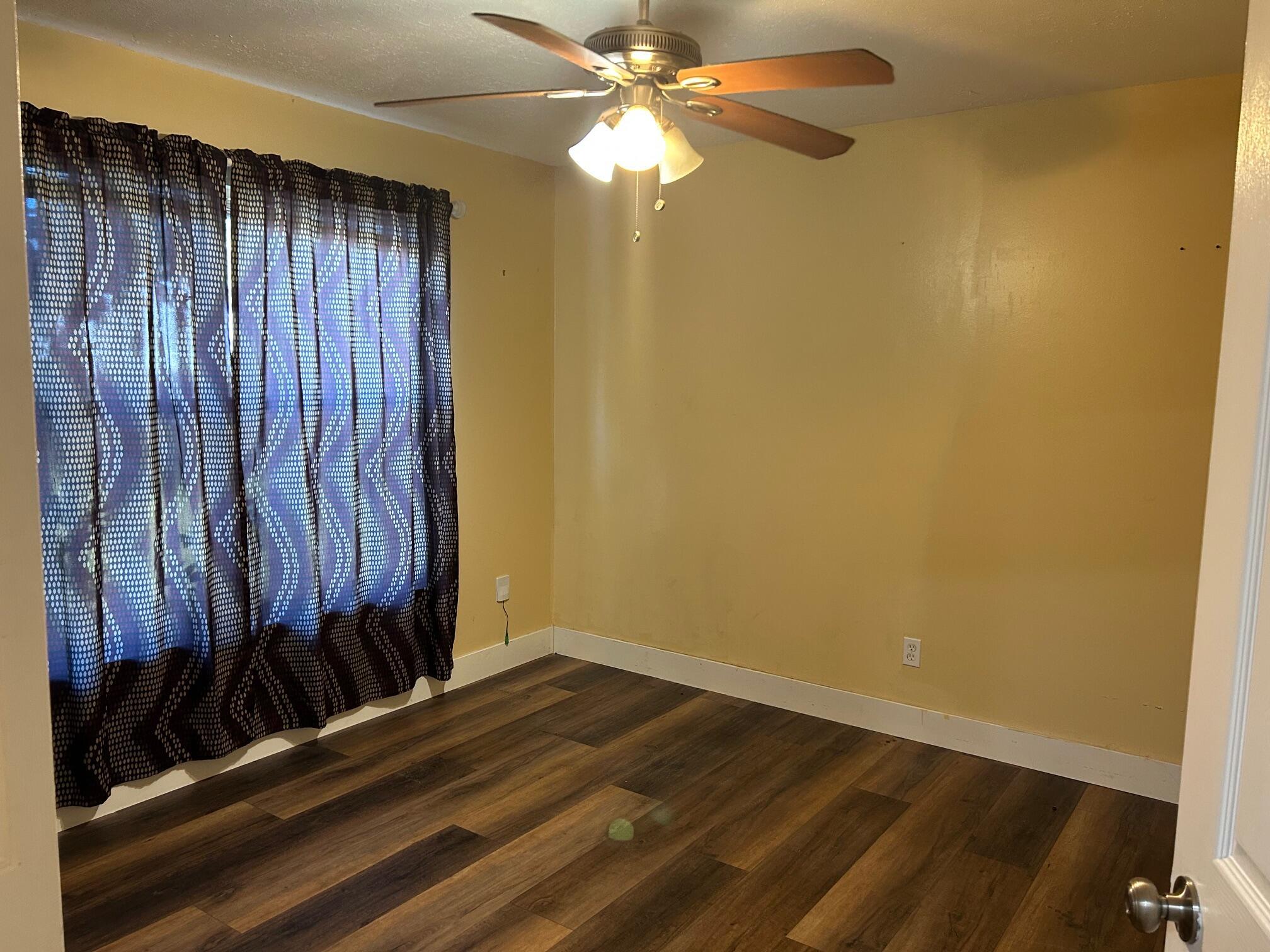 LAKEWOOD PARK UNIT 4 - Residential