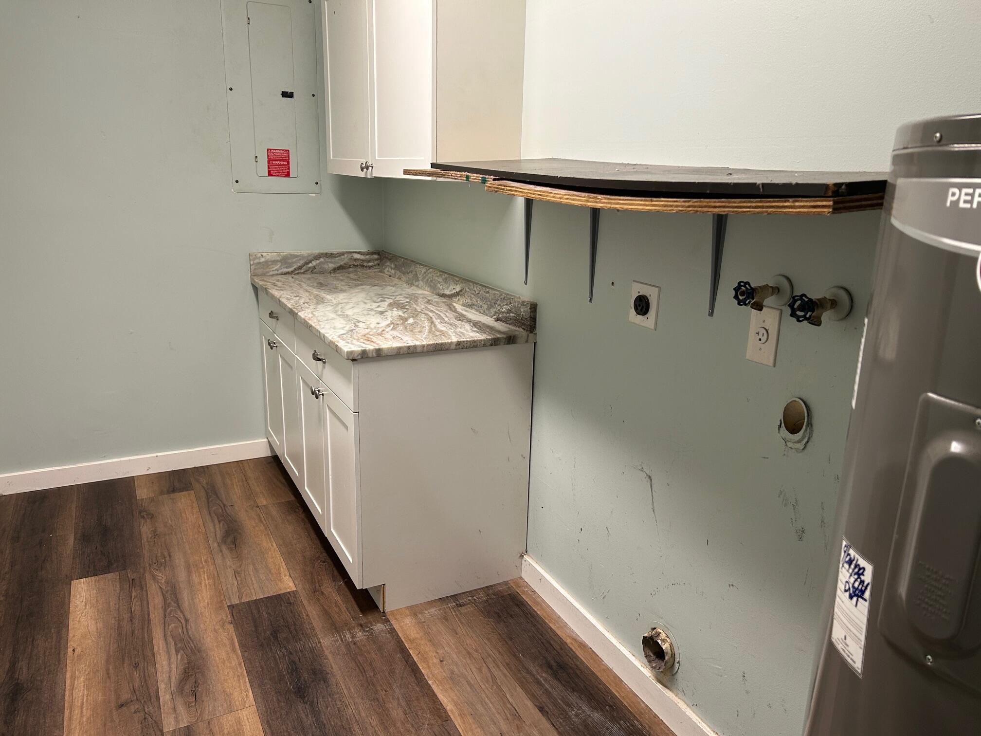 LAKEWOOD PARK UNIT 4 - Residential