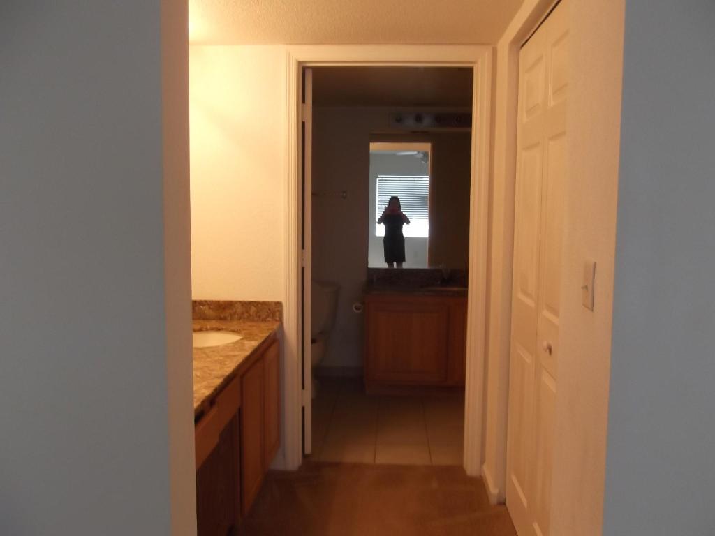 THE CLUB AT ST LUCIE WEST, A CONDOMINIUM - Residential Lease