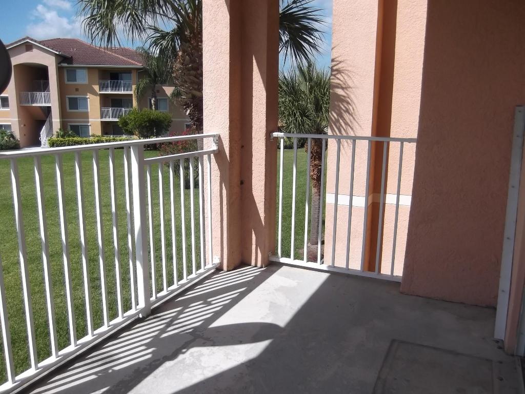 THE CLUB AT ST LUCIE WEST, A CONDOMINIUM - Residential Lease