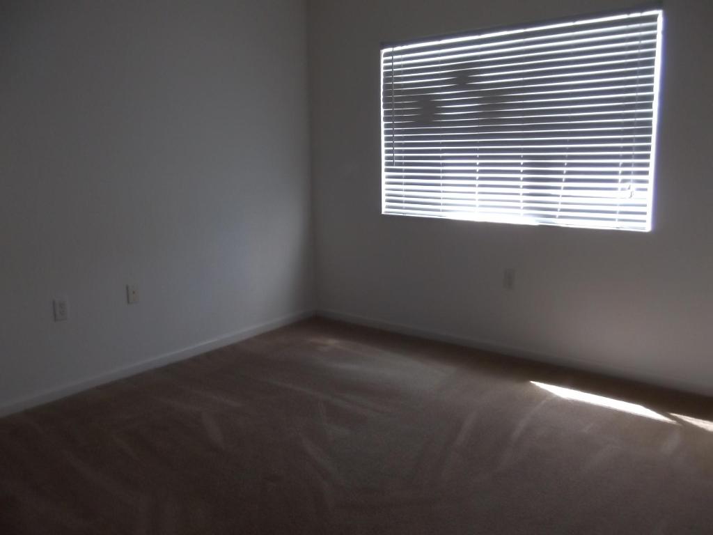 THE CLUB AT ST LUCIE WEST, A CONDOMINIUM - Residential Lease