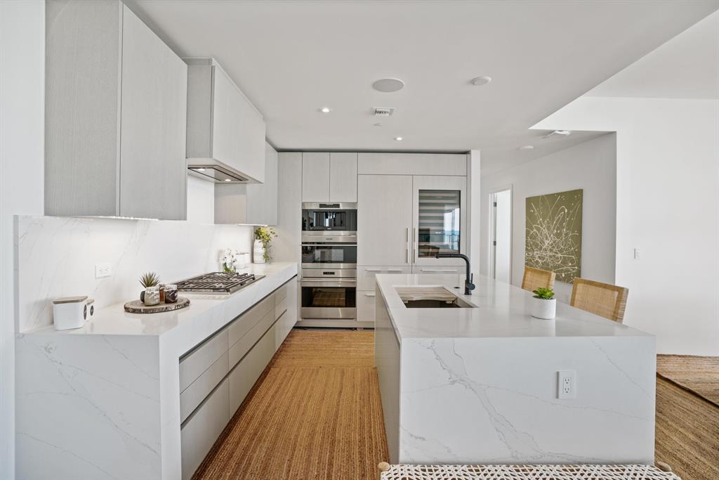 AUBERGE BEACH RESIDENCES - Residential