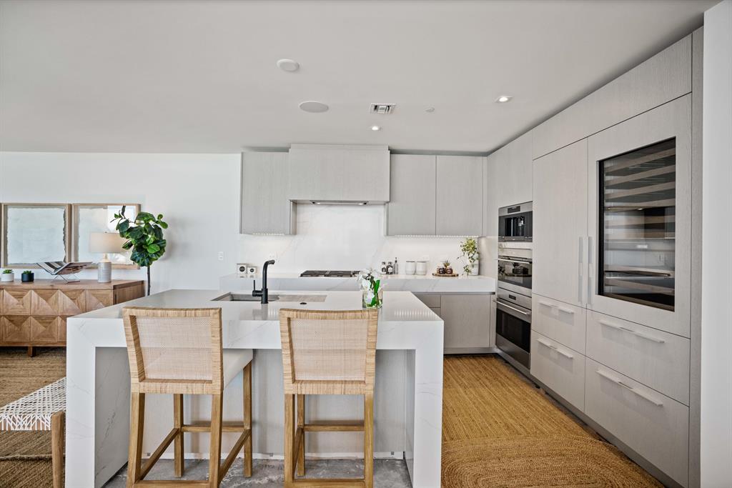 AUBERGE BEACH RESIDENCES - Residential