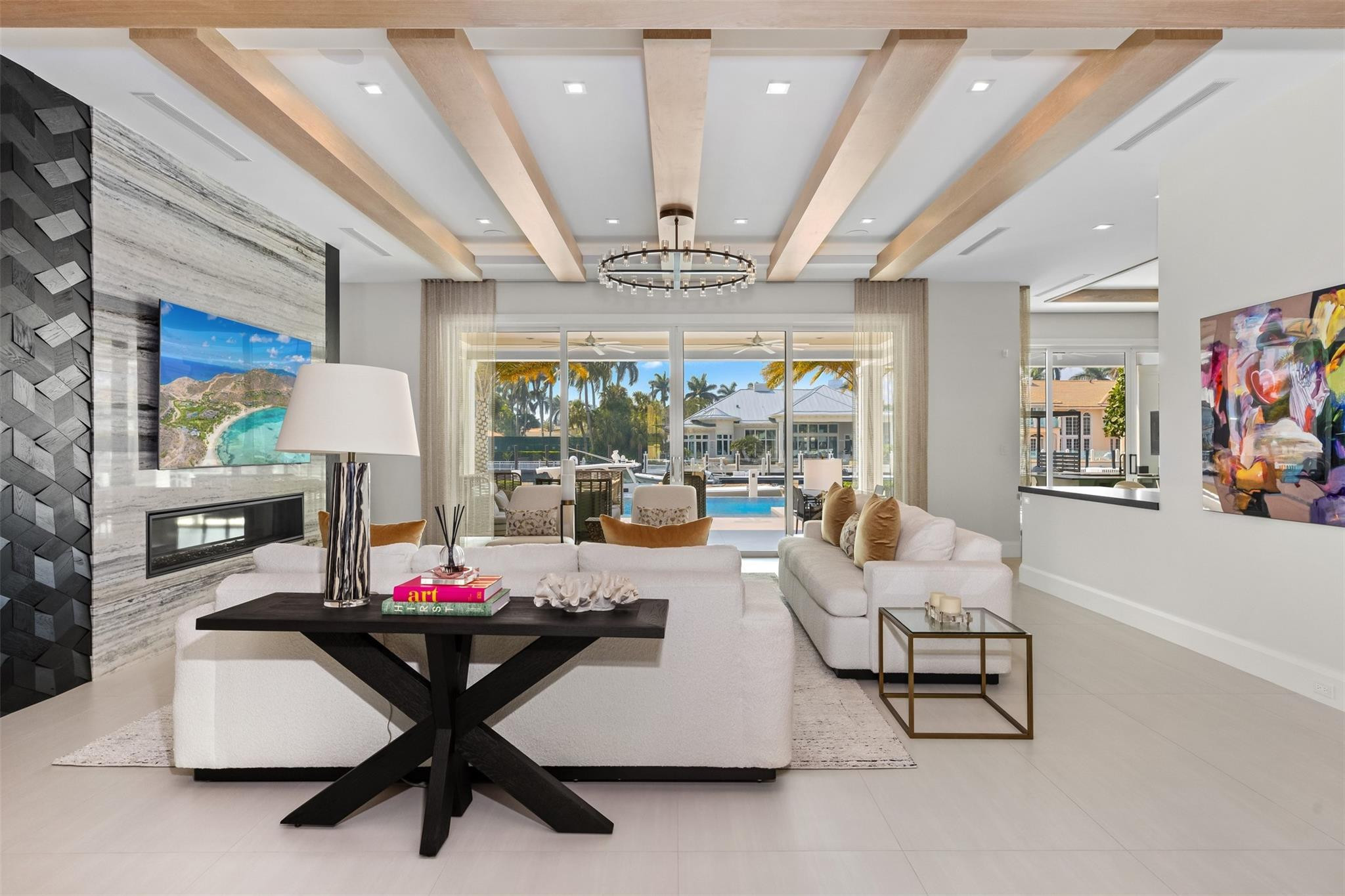 DEL LAGO ISLE - Residential