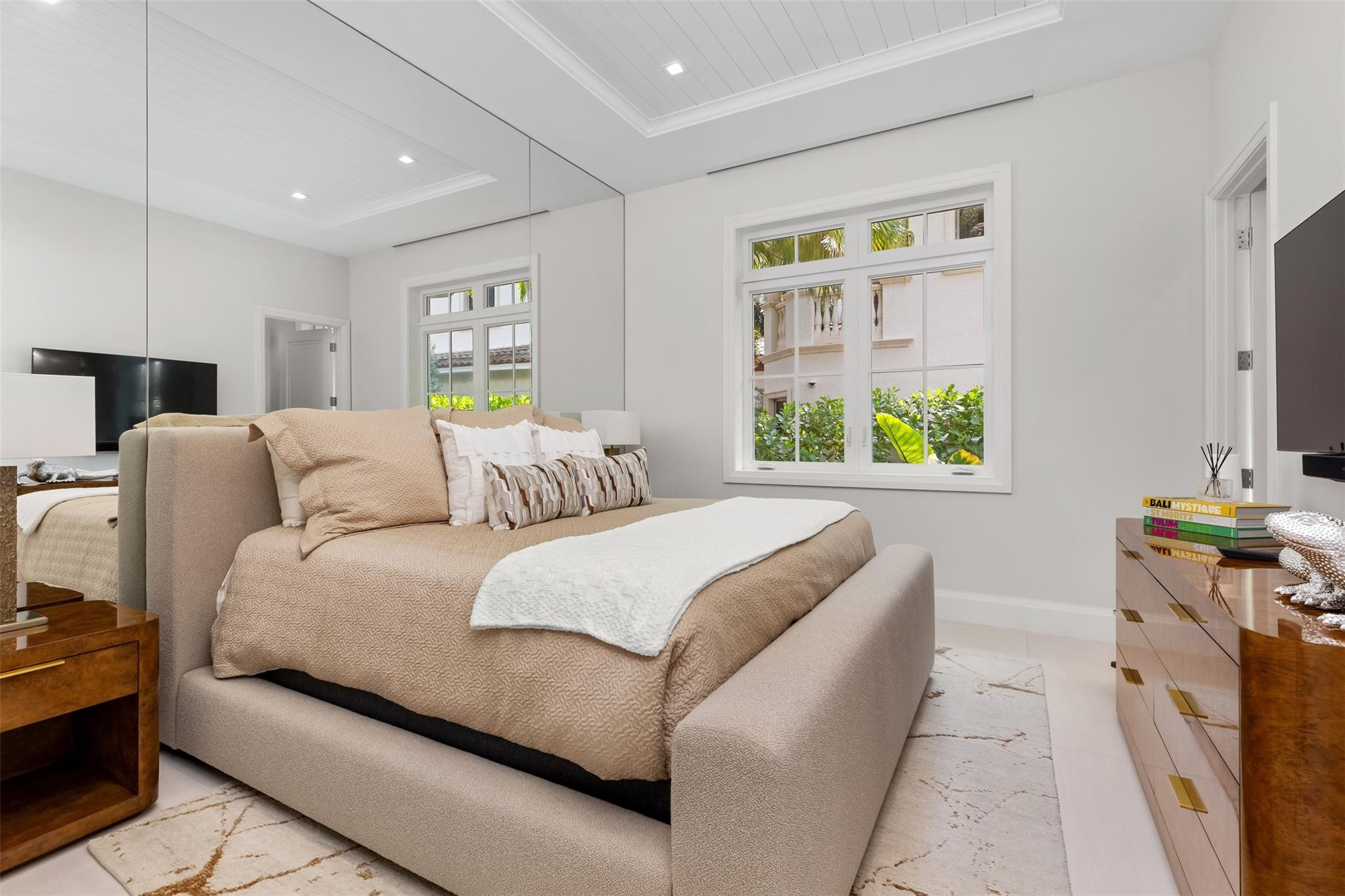 DEL LAGO ISLE - Residential