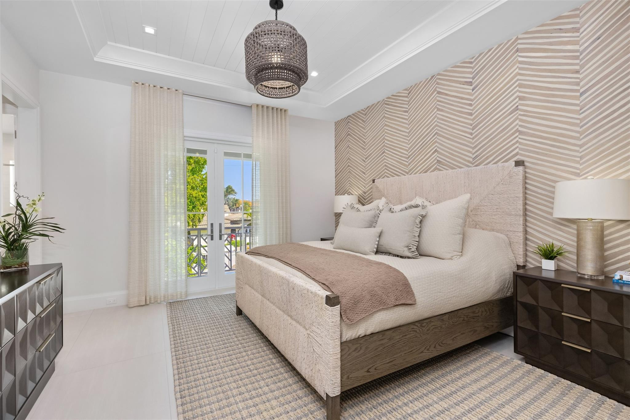 DEL LAGO ISLE - Residential