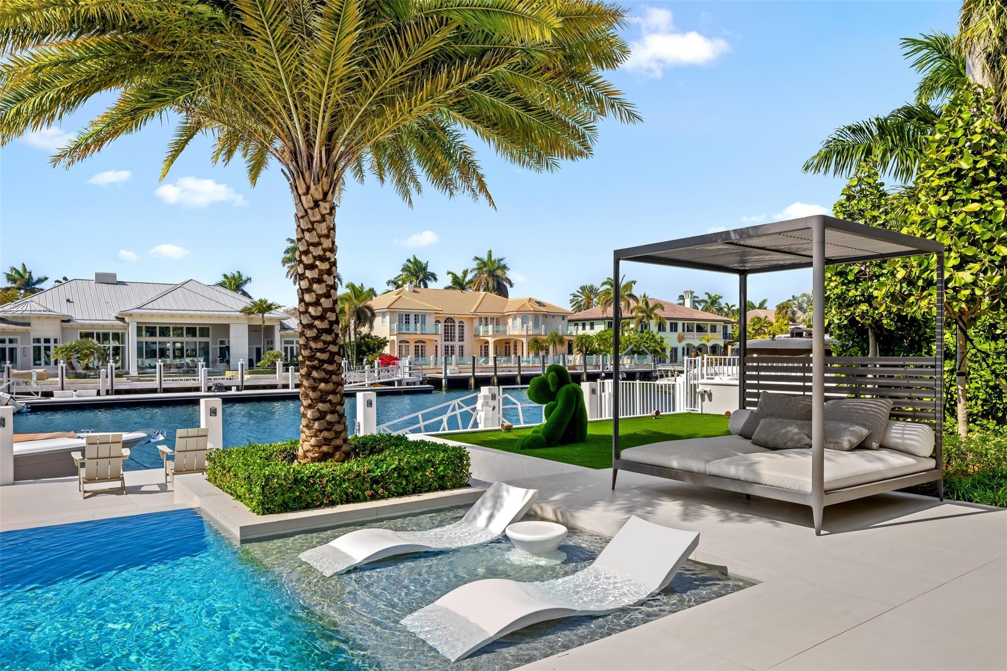 DEL LAGO ISLE - Residential