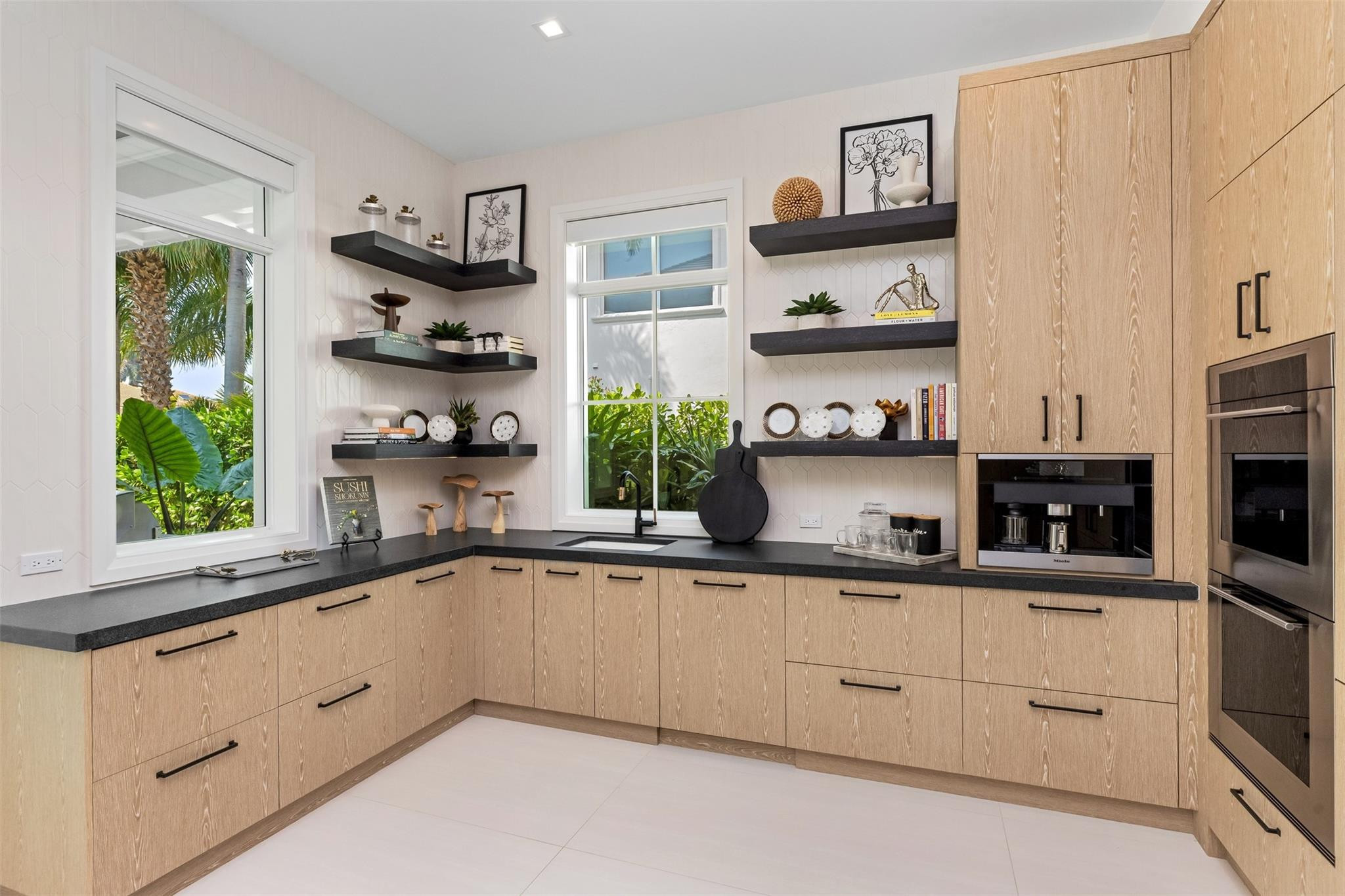 DEL LAGO ISLE - Residential