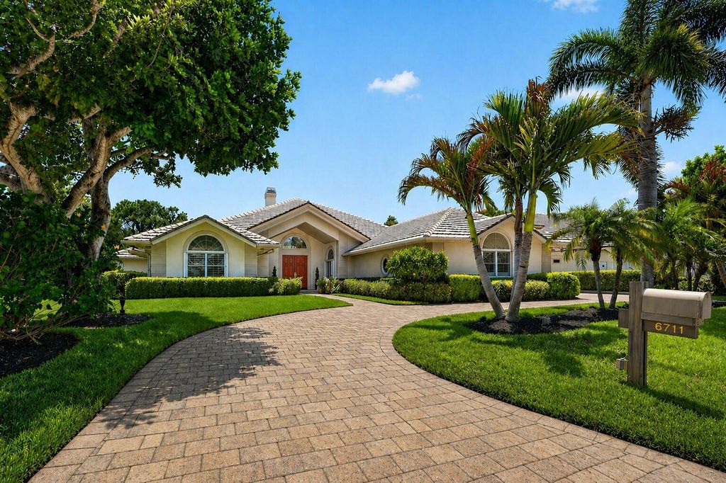 Photo of 6711 SE Barrington Drive, Stuart, FL 34997 (MLS # B26022201)