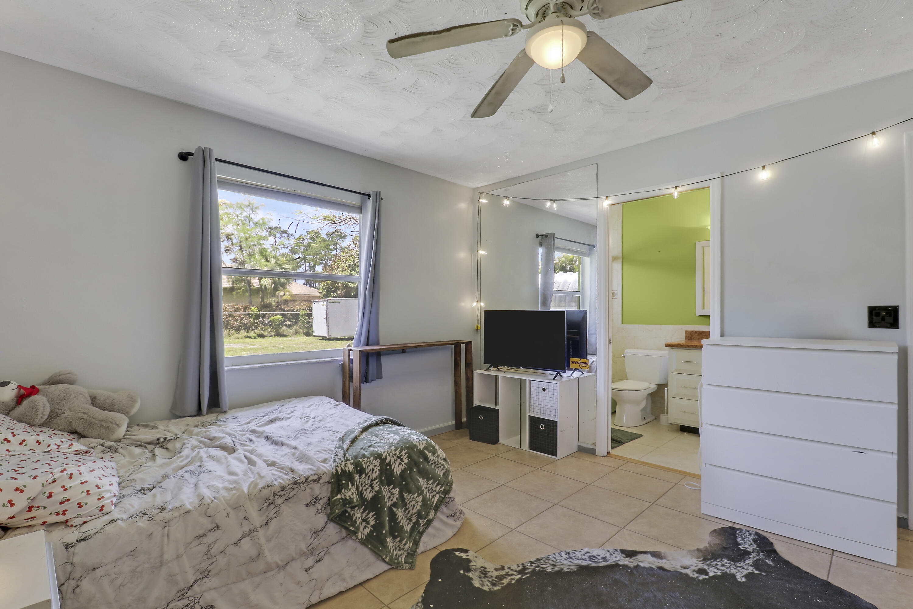 The Acreage - Residential