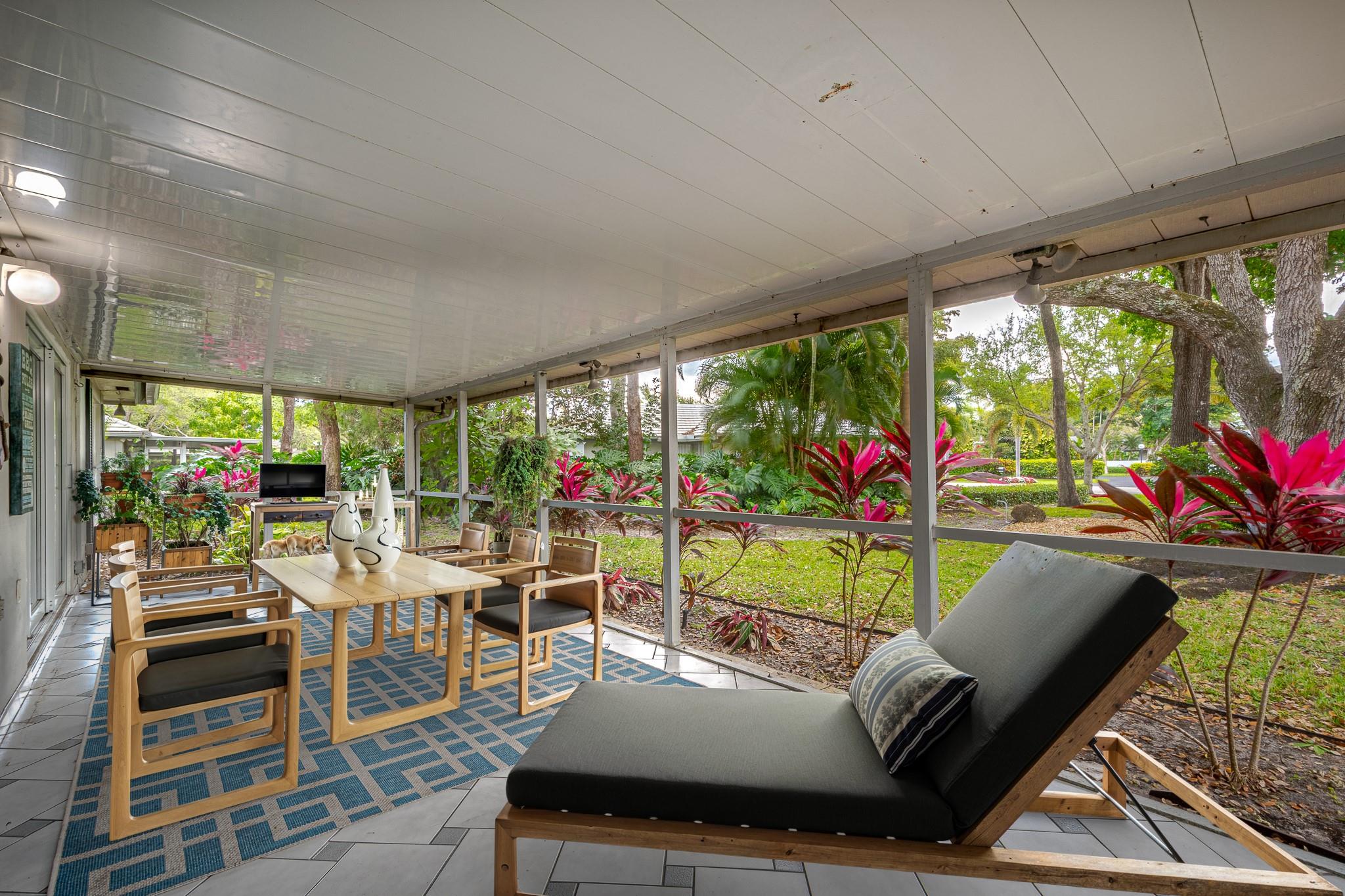 904 W Cypress Ln V-46